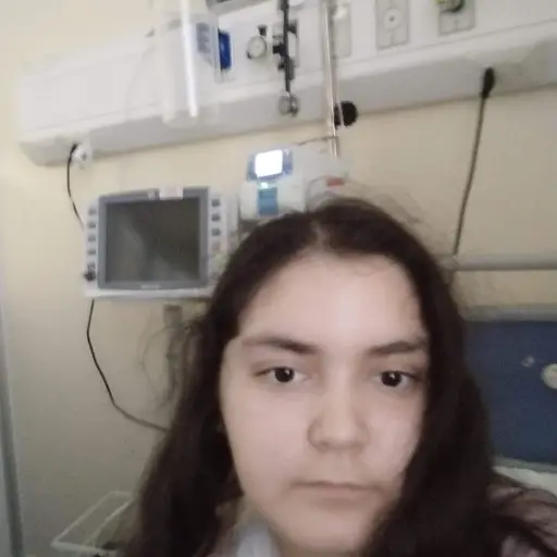 Mamá de adolescente que quedó con secuelas por la vacuna del covid-19 exige justicia para su hija